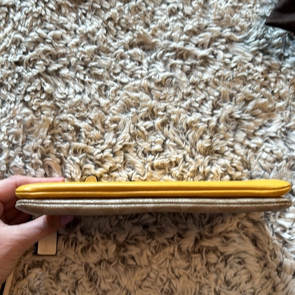 Coach Double Wristlet - Picture 8 of 8